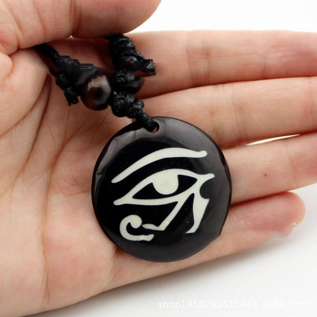 egyptian eye of horus amulet