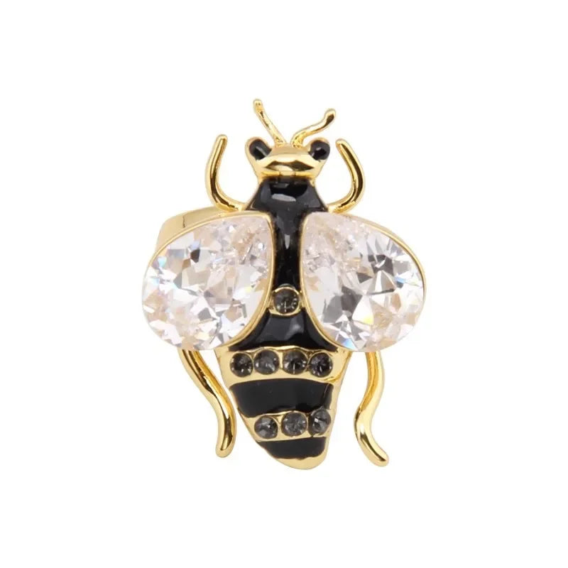 Women’s bee ring in black