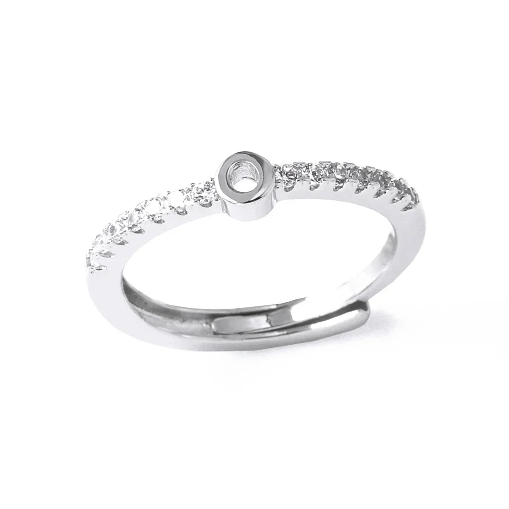 Adjustable women's ring with initial - letter
