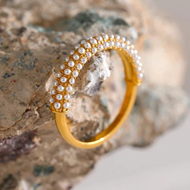 Elegant Style Band Ring with Pearls