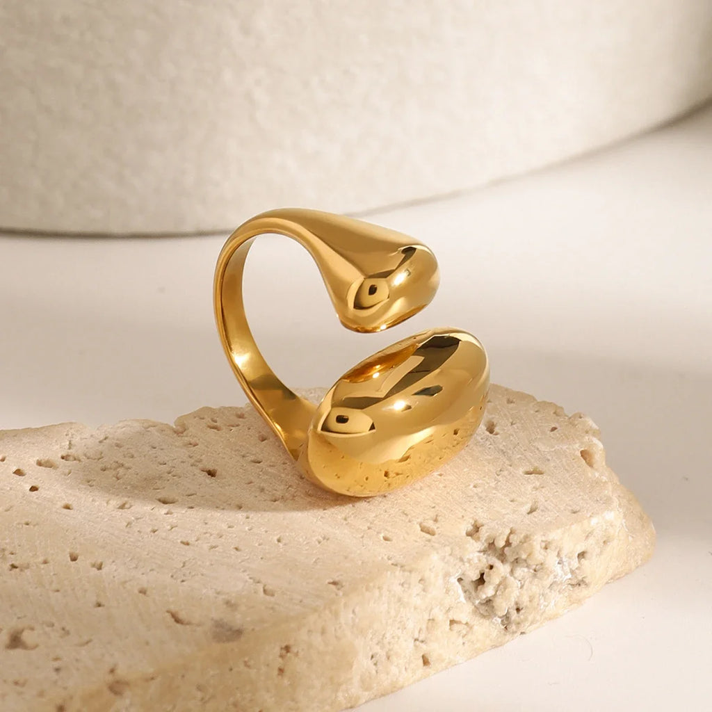 Double Teardrop Ring