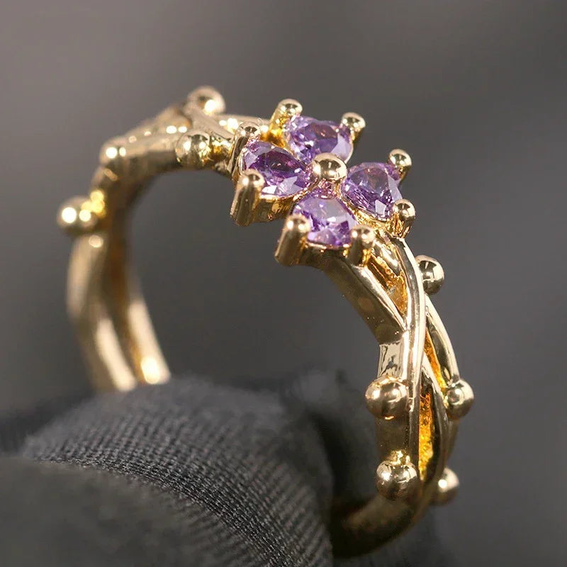 Thin Flower Zircon Ring