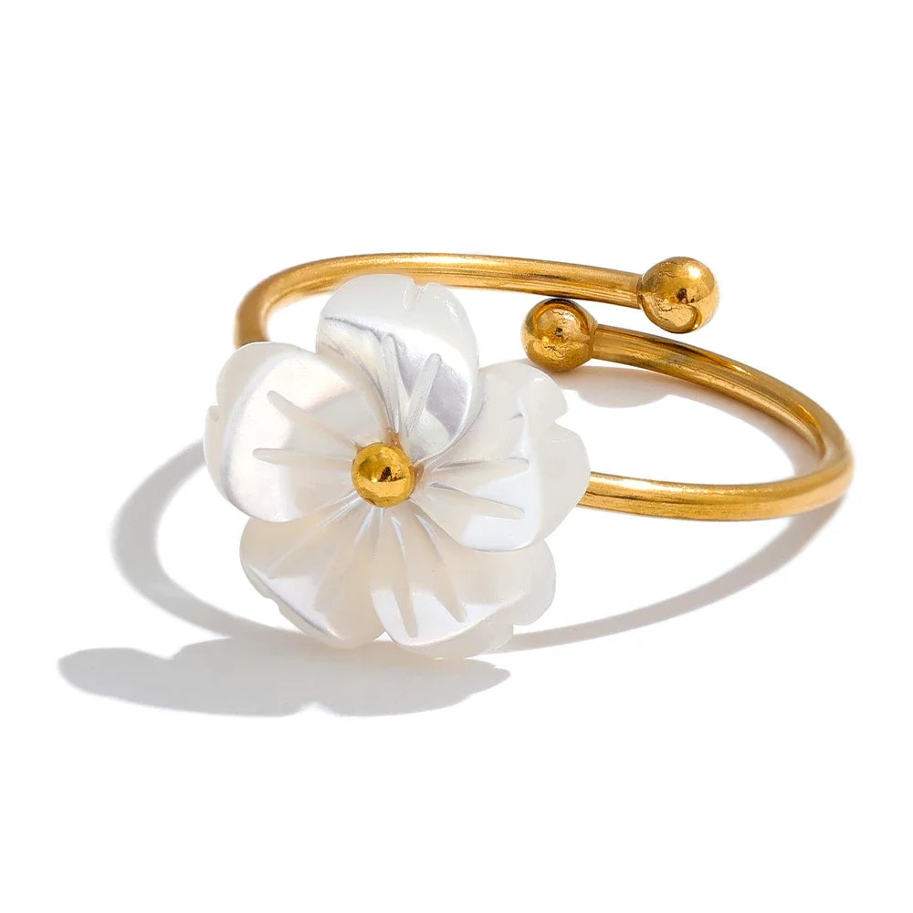 Daisy Flower Band Ring