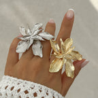 Large Flower Band Ring gold