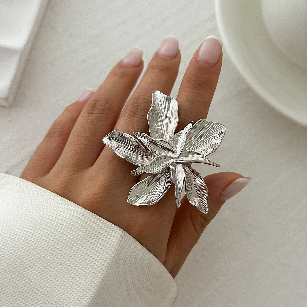 Large Flower Band Ring silver