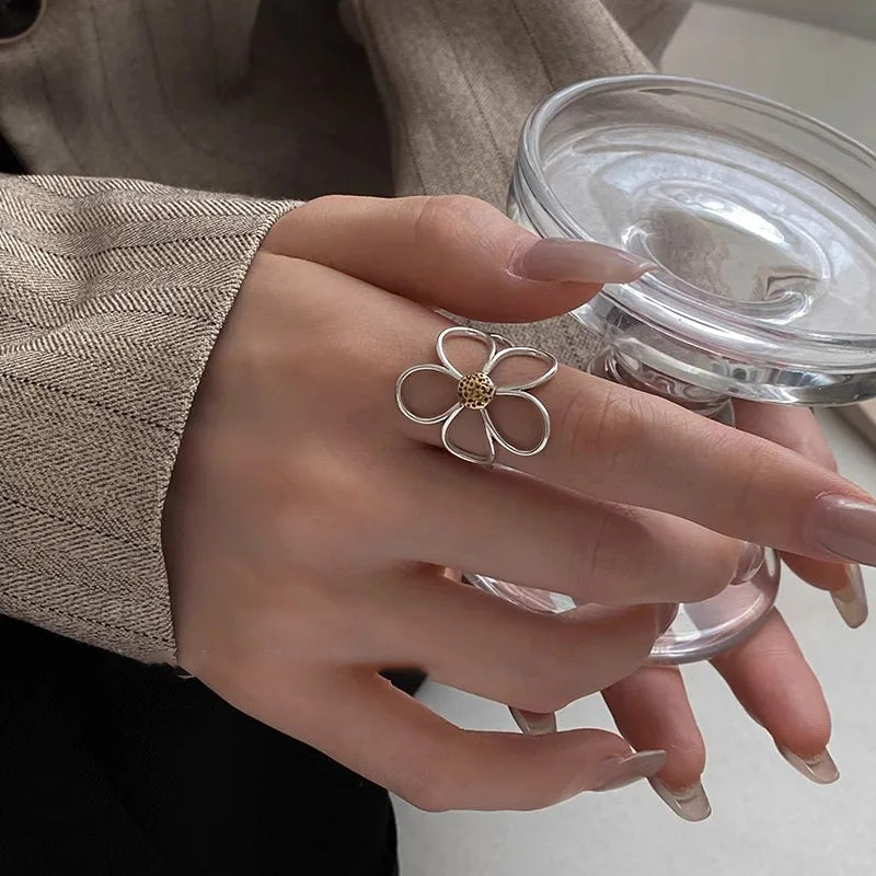Elegant Large Flower Band Ring