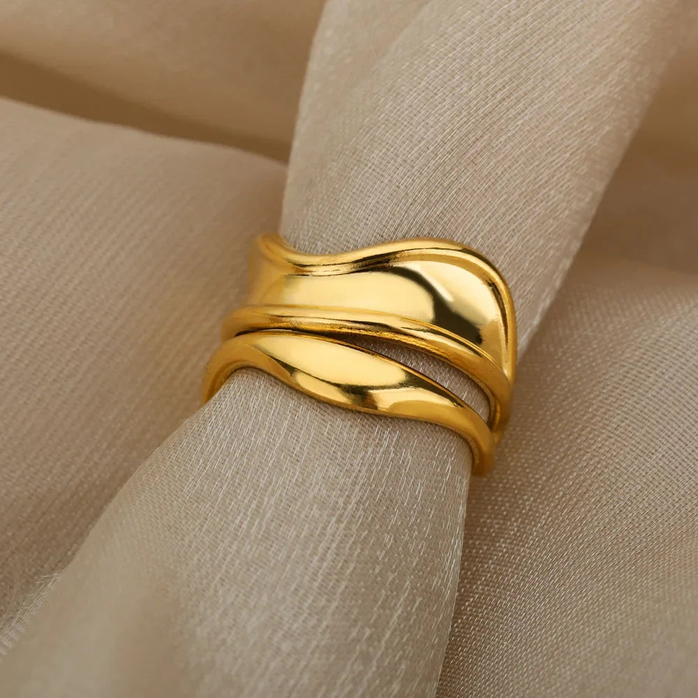 Water Drop Style Band Ring gold