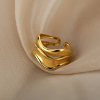 Water Drop Style Band Ring gold