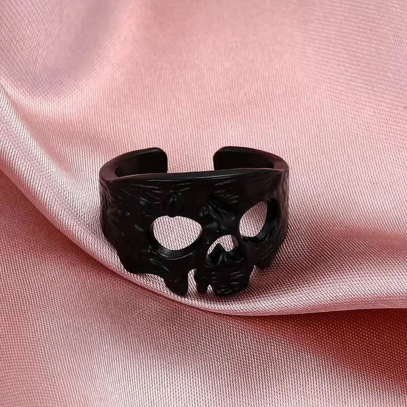Black Skull Ring