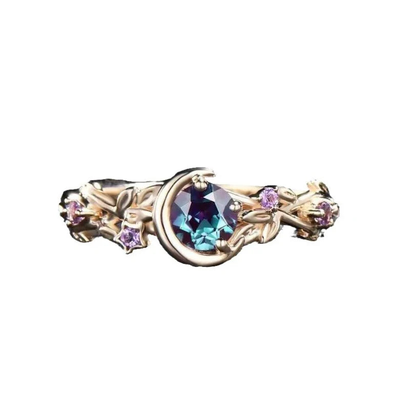 Moon Crescent and Cubic Zirconia Ring in Gold