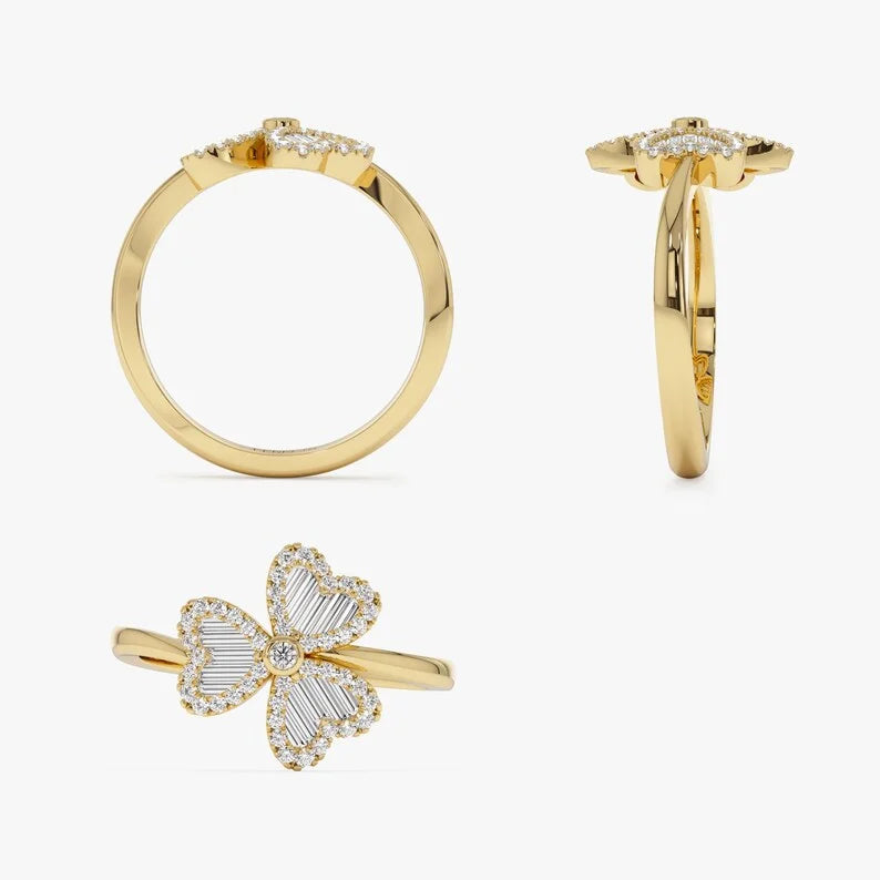 Ring with Three-Leaf Clover in Zircon