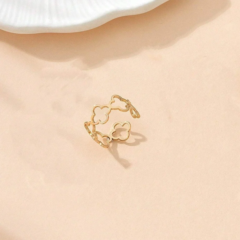 Ring with Lucky Four-Leaf Clovers gold