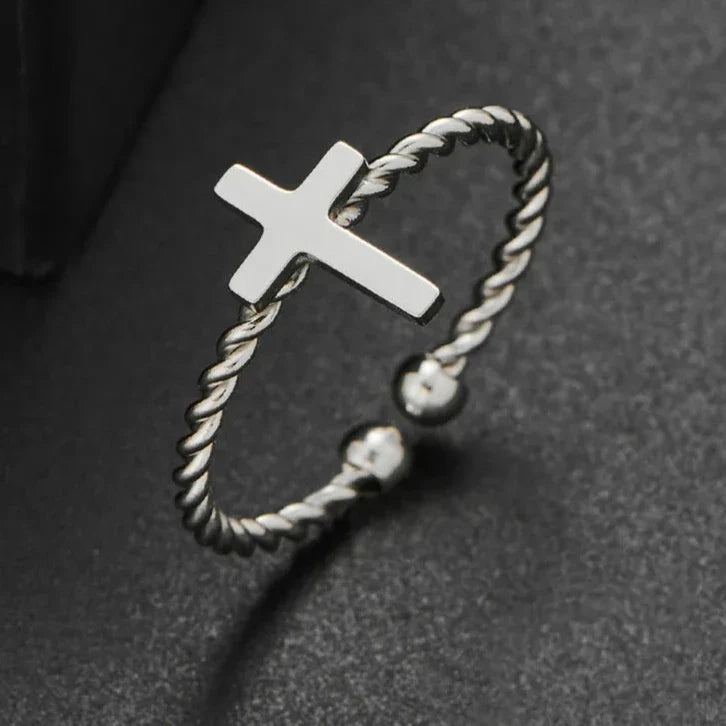 Interlaced Ring Cross Ring silver