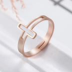 Discreet Cross Ring rose gold