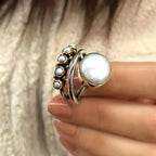 Vintage-Style Ring with Pearl