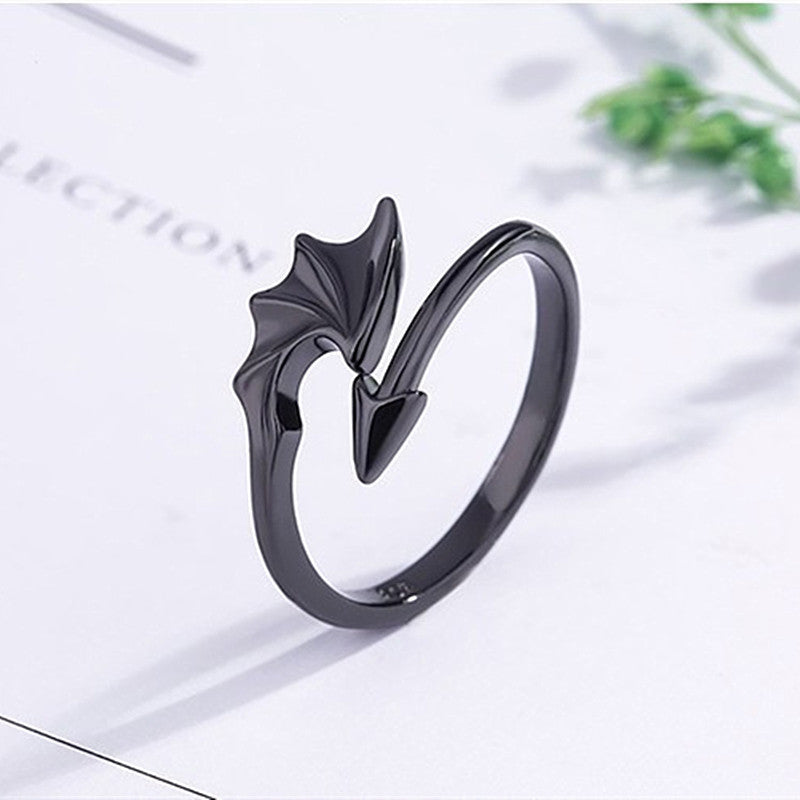 Dragon Ring in Silver for Men and Women black