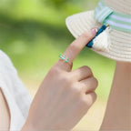 Elegant Ring with Laurel Leaf