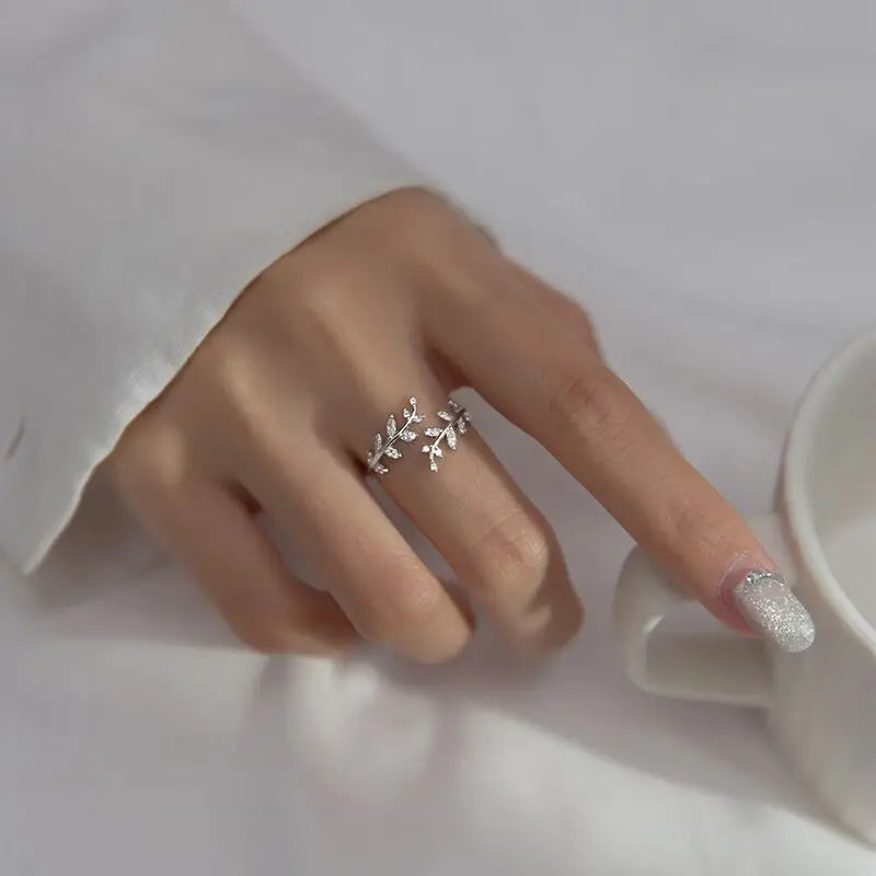 Silver Zircon Laurel Leaf Ring
