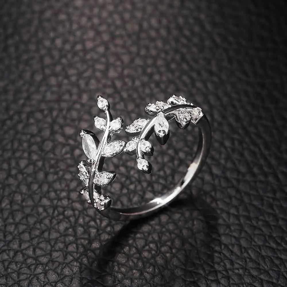 Autumn Zircon Laurel Leaf Ring in Silver