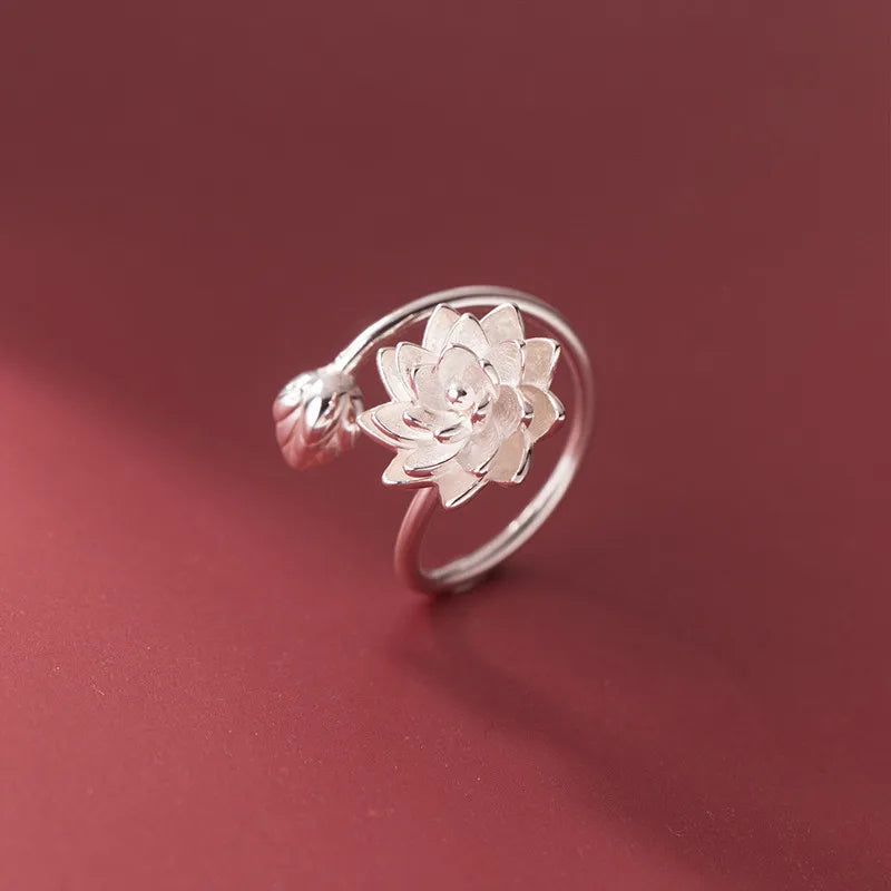 Women's White Lotus Flower Ring