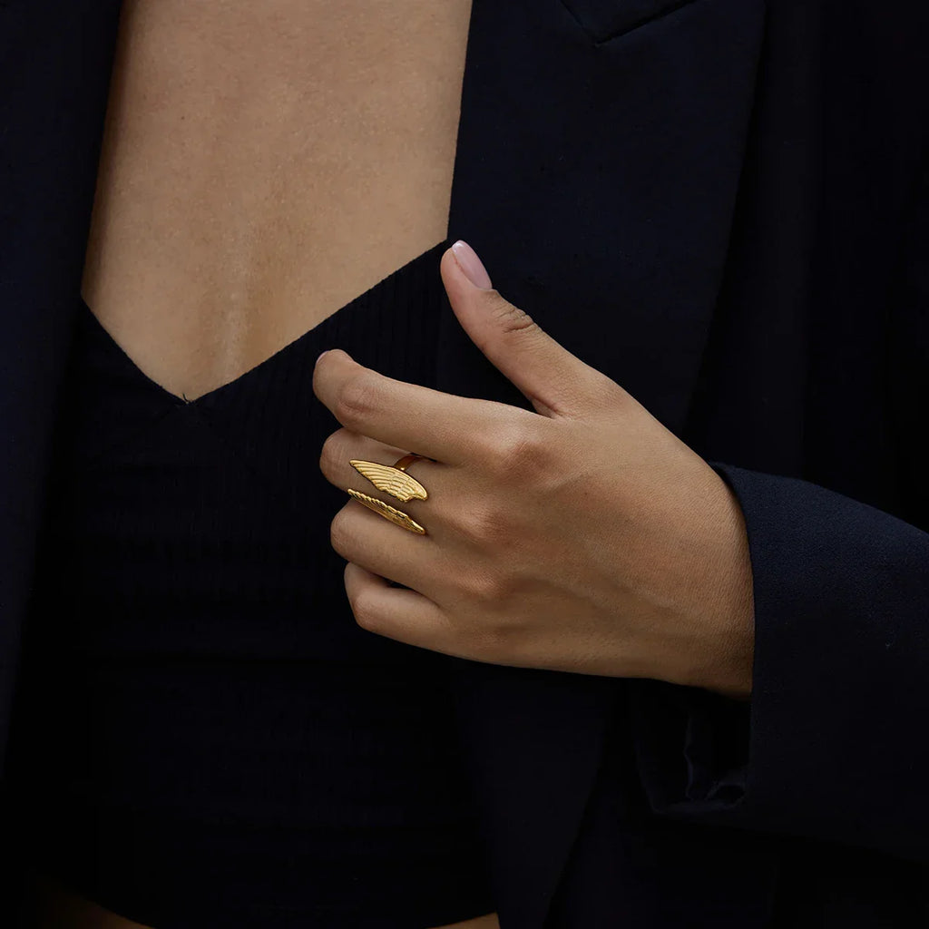 Wide angel wing ring