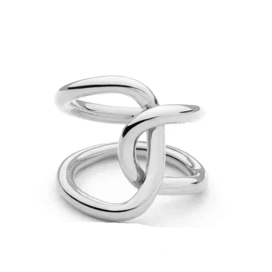 Original knot ring in silver-tone