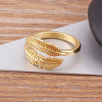 Engraved feather gold-tone ring