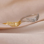 Women’s angel wings ring gold