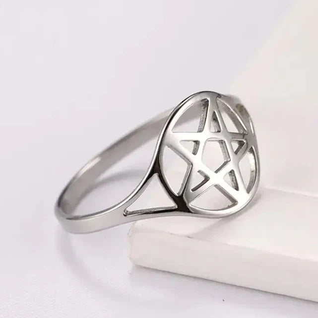 Hollow women's ring with the Star of David Jewish symbol in silver