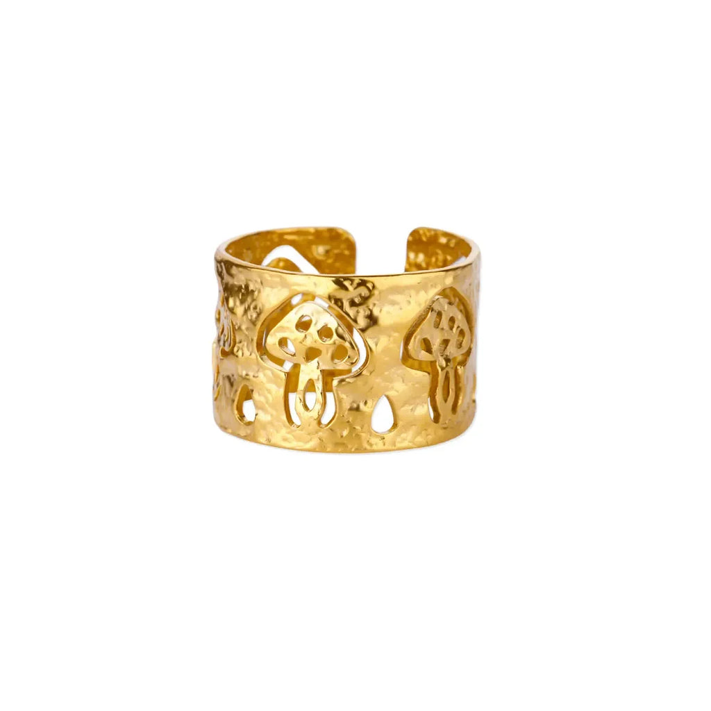 Retro Mushroom Ring in Gold