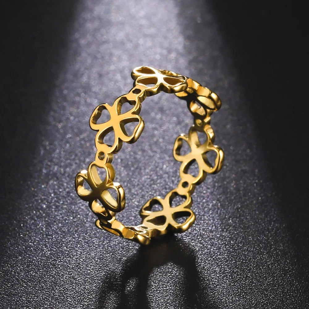 Retro Ring with Four-Leaf Clovers for Women gold