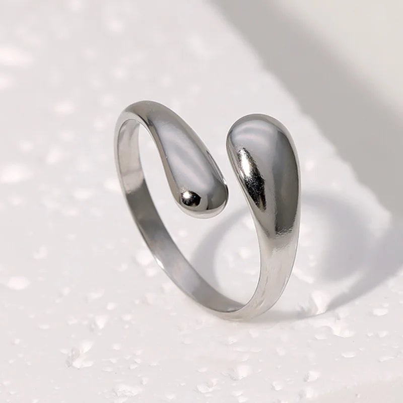 Retro Water Drop Ring silver