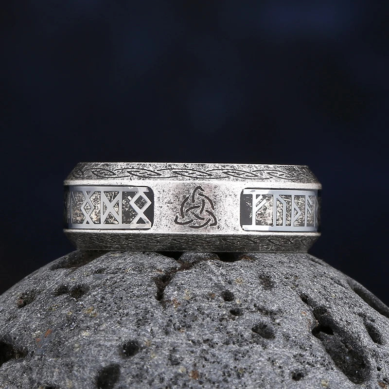 Viking-Style Celtic Knot Ring