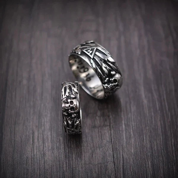 Punk-Style Skull Ring