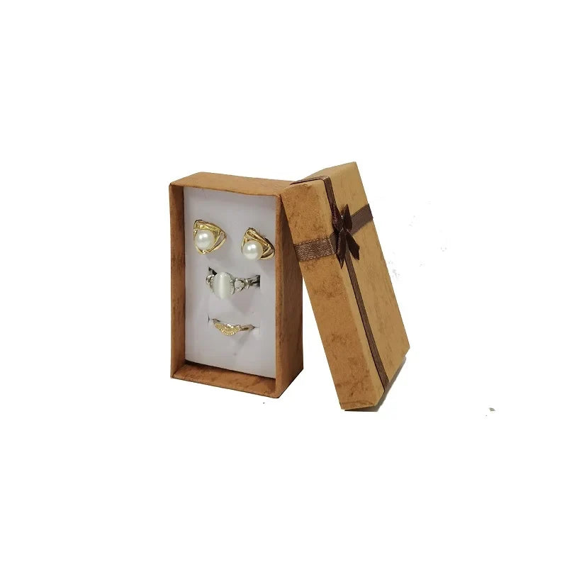 Box for 3 to 4 Jewelry