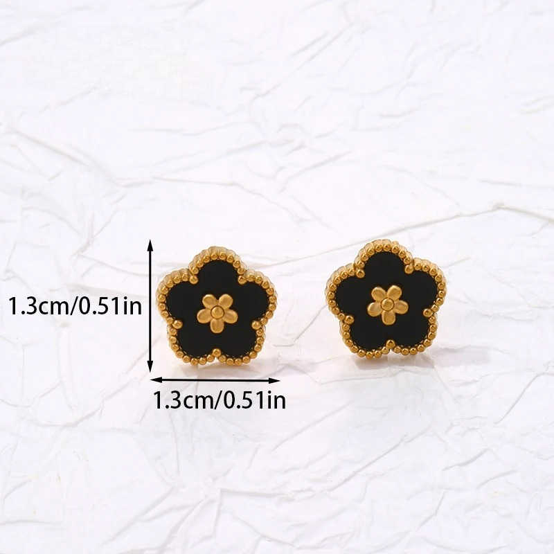 Five-Leaf Clover Stud Earrings
