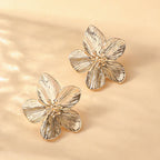 Five-Petal Flower Stud Earrings silver