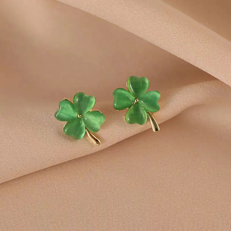 Four-Leaf Clover Stud Earrings in Green