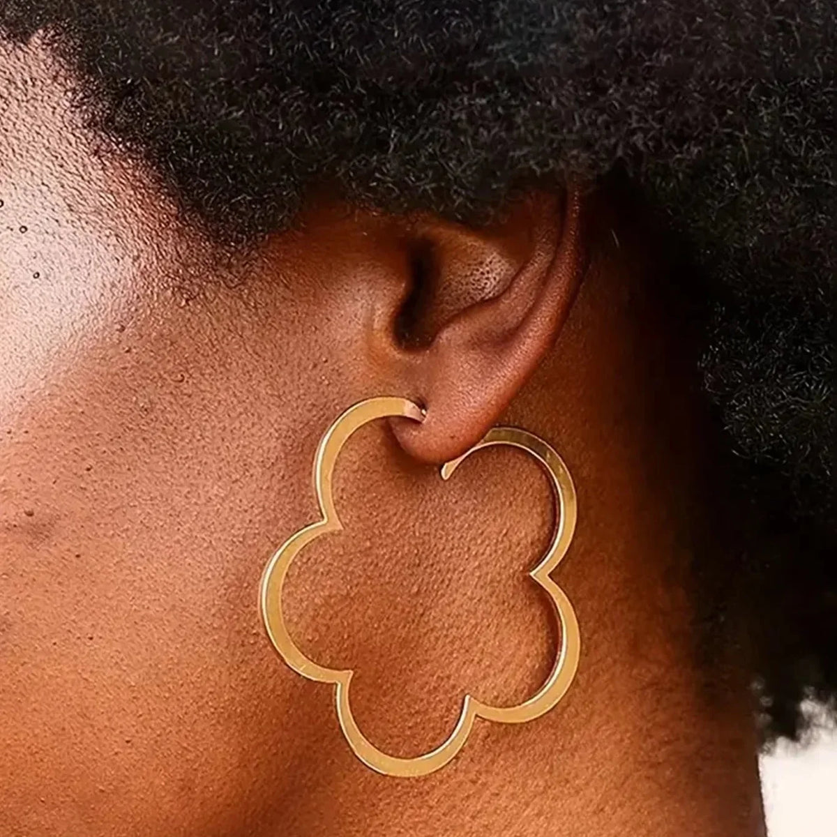 Five-Leaf Clover Hoop Earrings