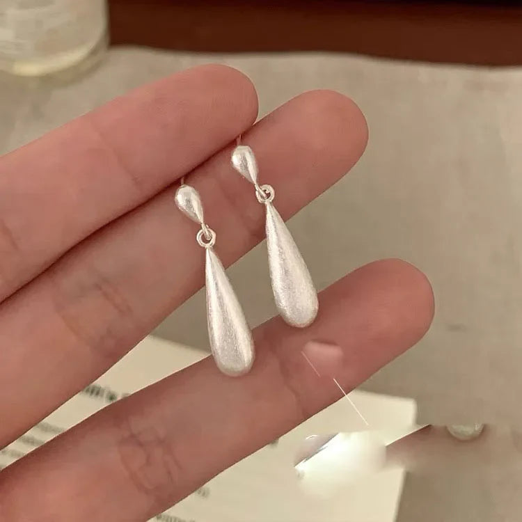 White Zircon Water Drop Stud Earrings 