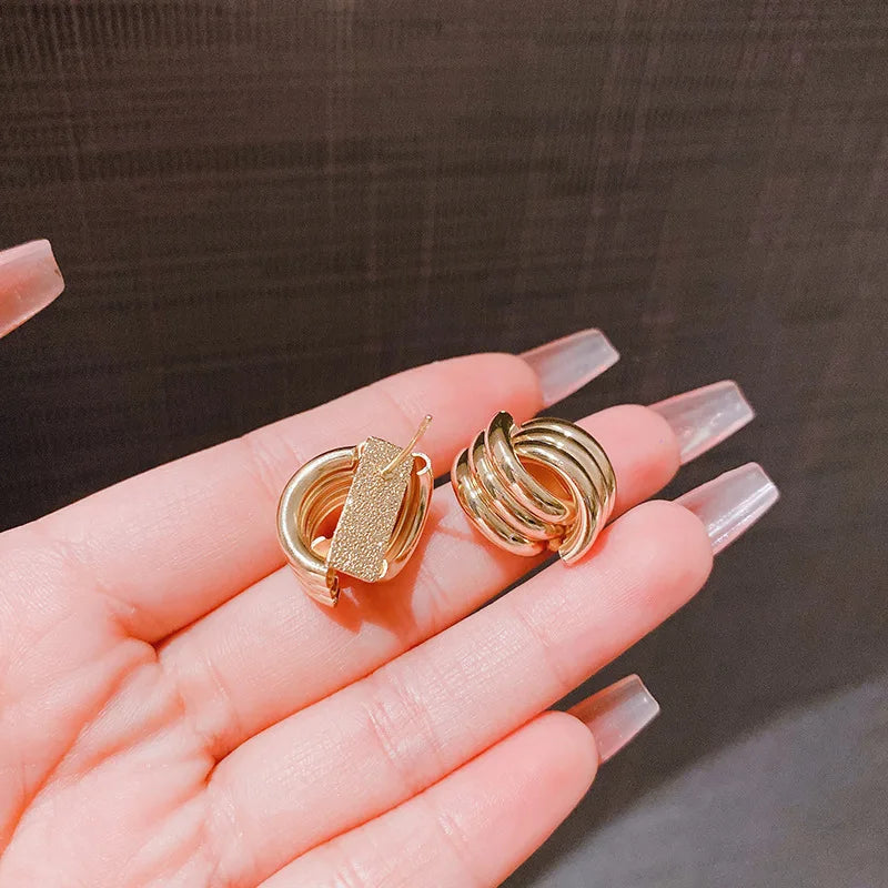 Women's bow earrings, gold