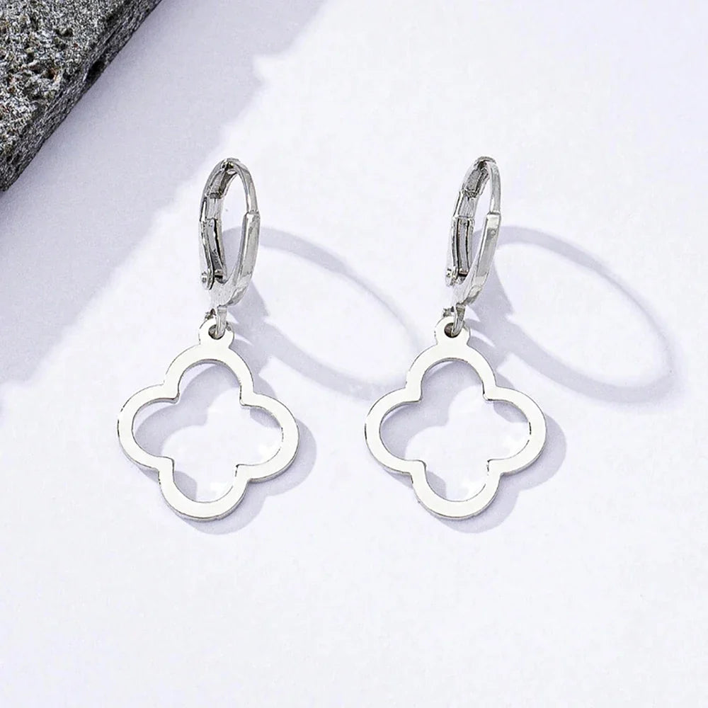 Four-Leaf Clover Drop Earrings silver