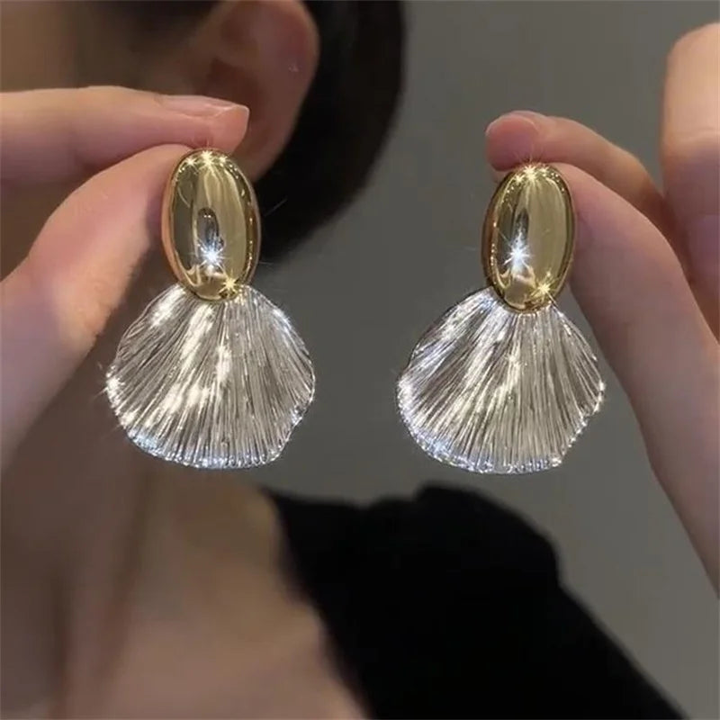 Scallop Shell Drop Earrings