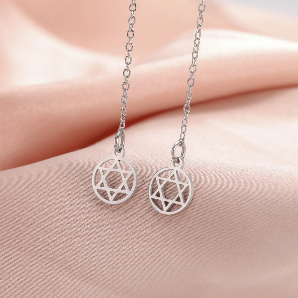 Long dangling earrings with the Star of David Jewish symbol, round, in silver