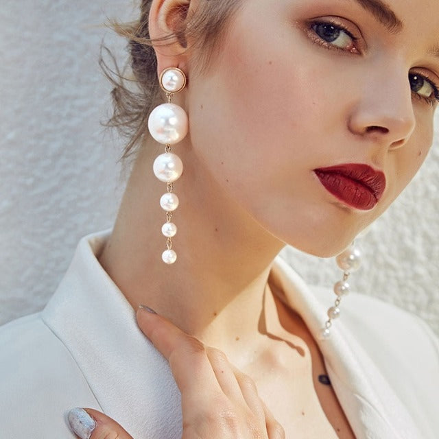 Dangling Pearl Drop Earrings