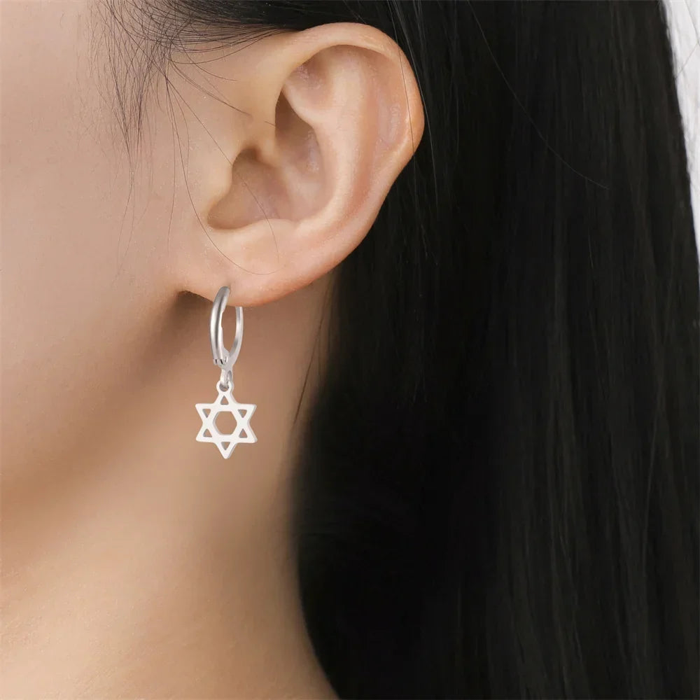 Women's dangle earrings with the symbolic Jewish Star of David in silver