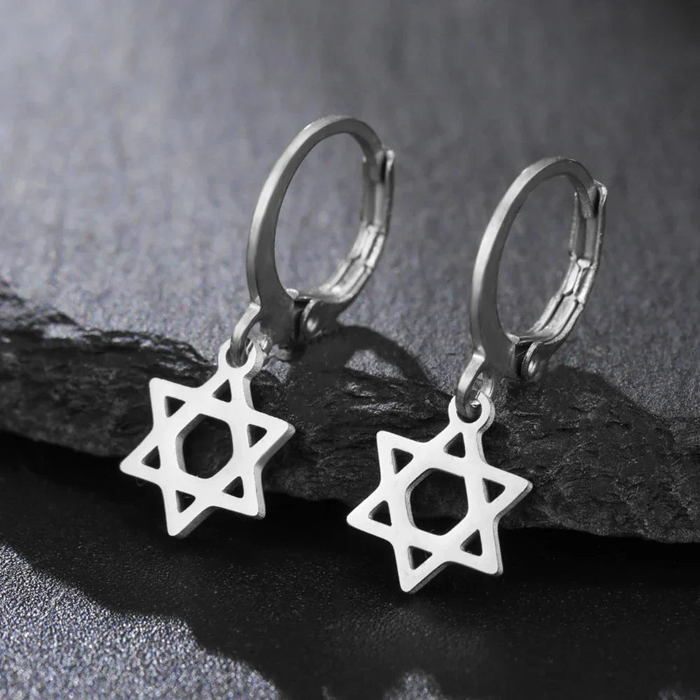 Women's dangle earrings with the symbolic Jewish Star of David in silver