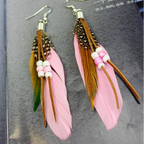 Apache-style feather earrings pink