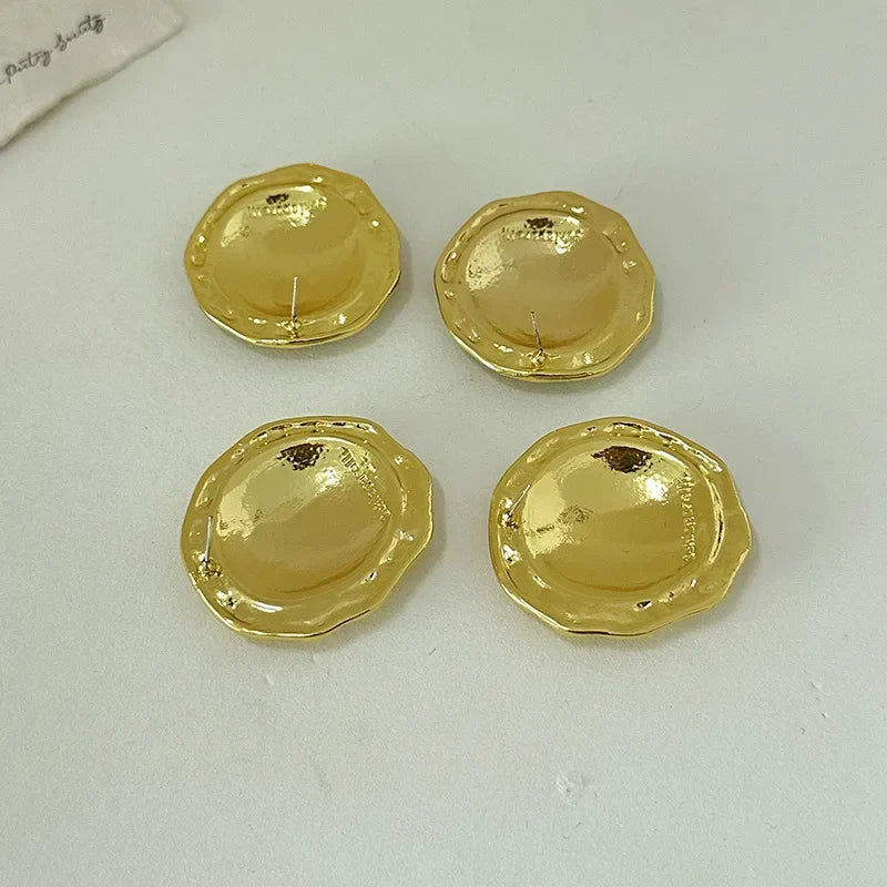 Round key earrings