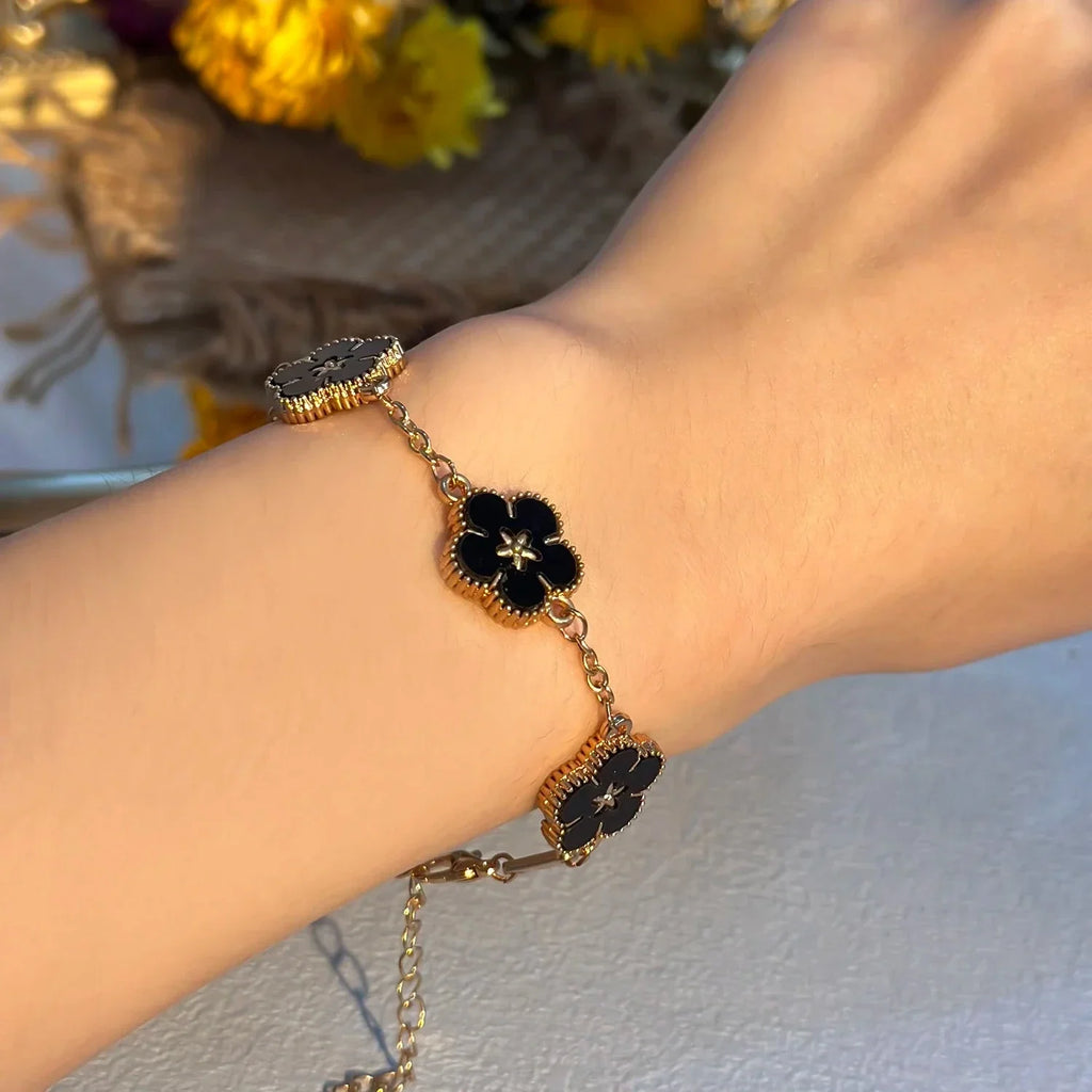 Women's Flower Bracelet black